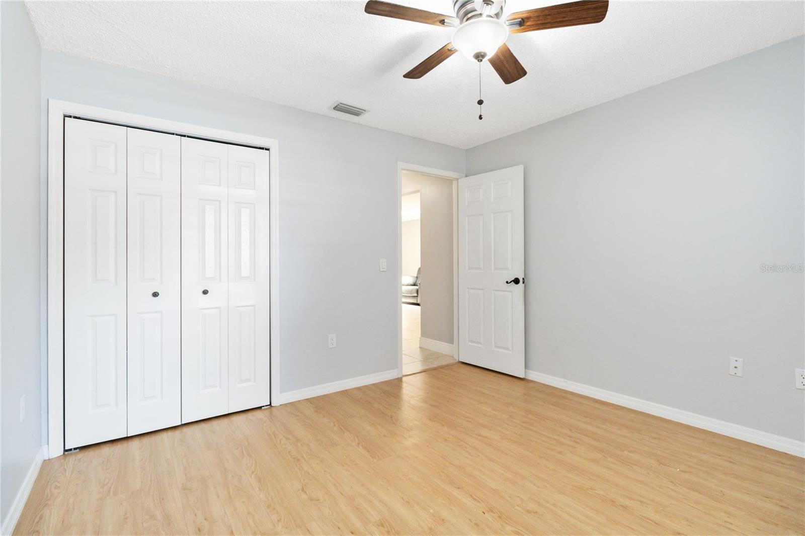 Image 18 of 30 For 3528 Bay Ct  