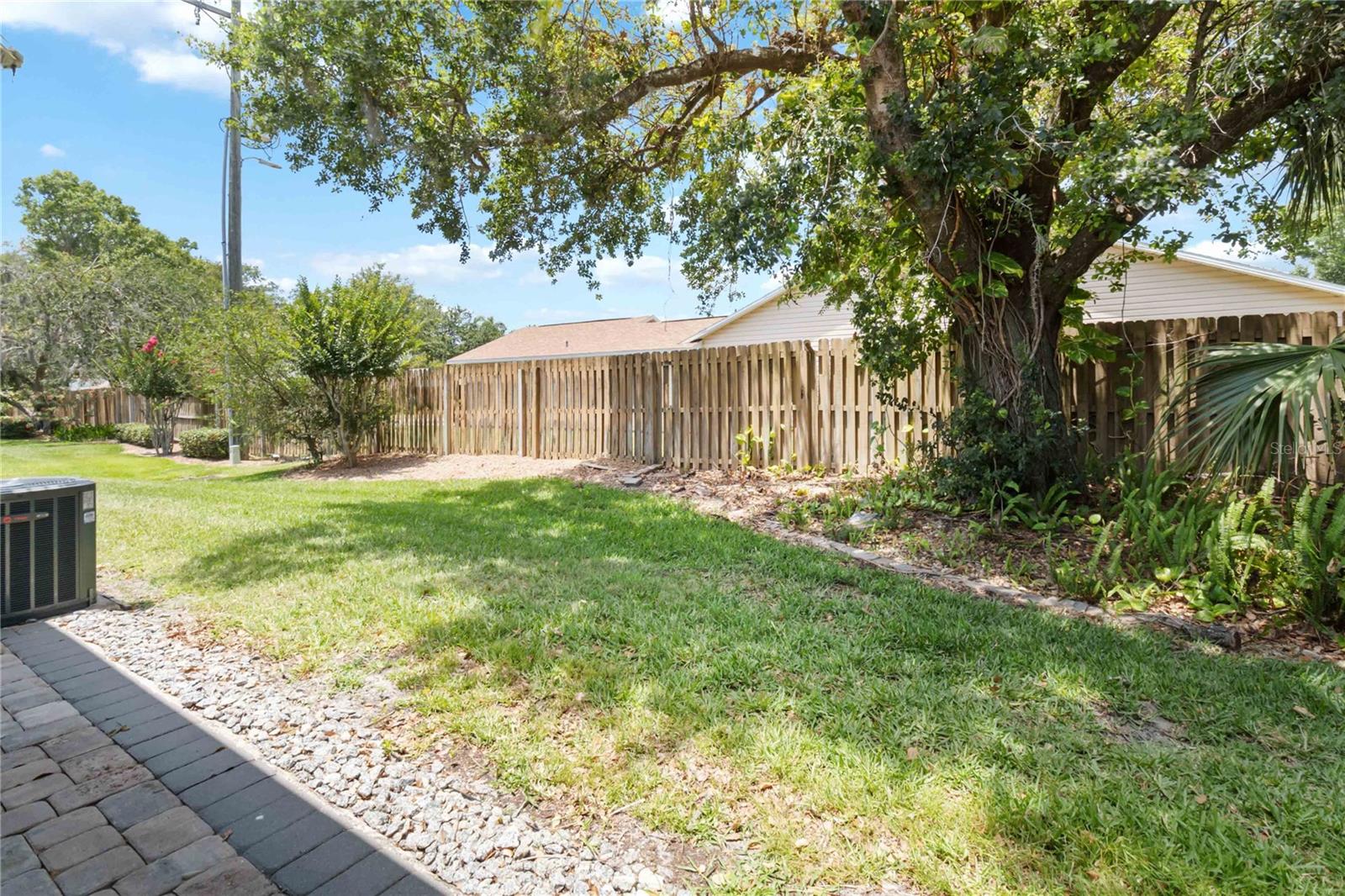 Image 27 of 30 For 3528 Bay Ct  