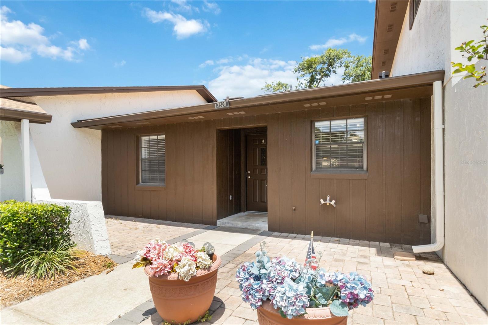 Image 5 of 30 For 3528 Bay Ct  