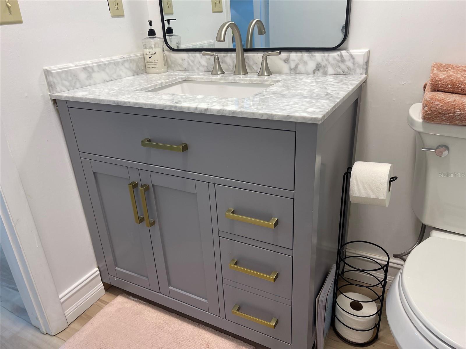 Image 19 of 77 For 3806 Gulf Of Mexico Drive C310