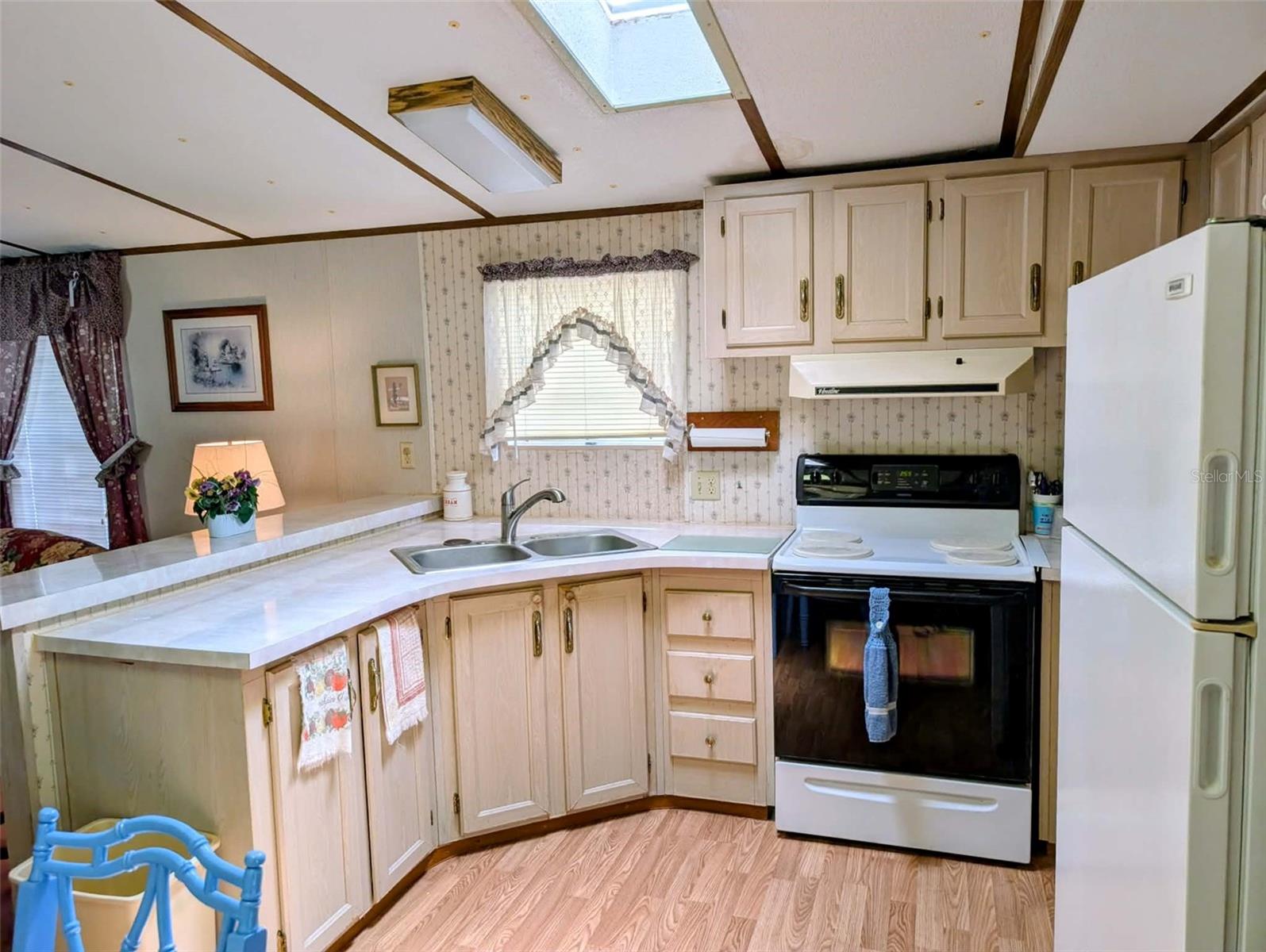 Image 3 of 22 For 14181 90th Terrace