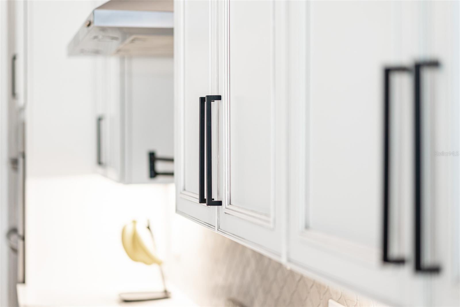 Image 18 of 100 For 6939 Big Bend Drive