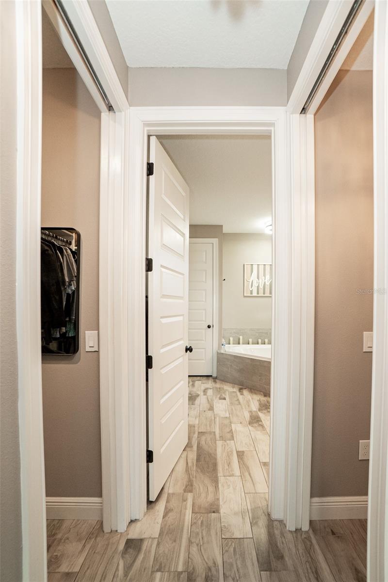 Image 25 of 100 For 6939 Big Bend Drive