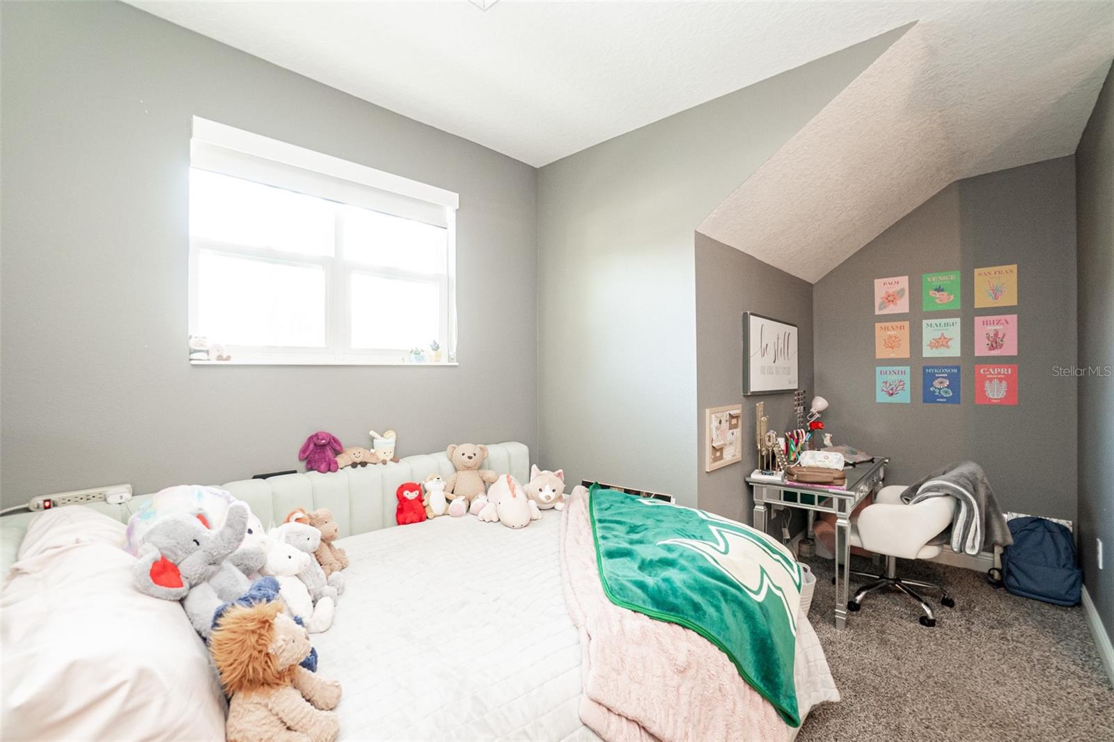 Image 49 of 100 For 6939 Big Bend Drive