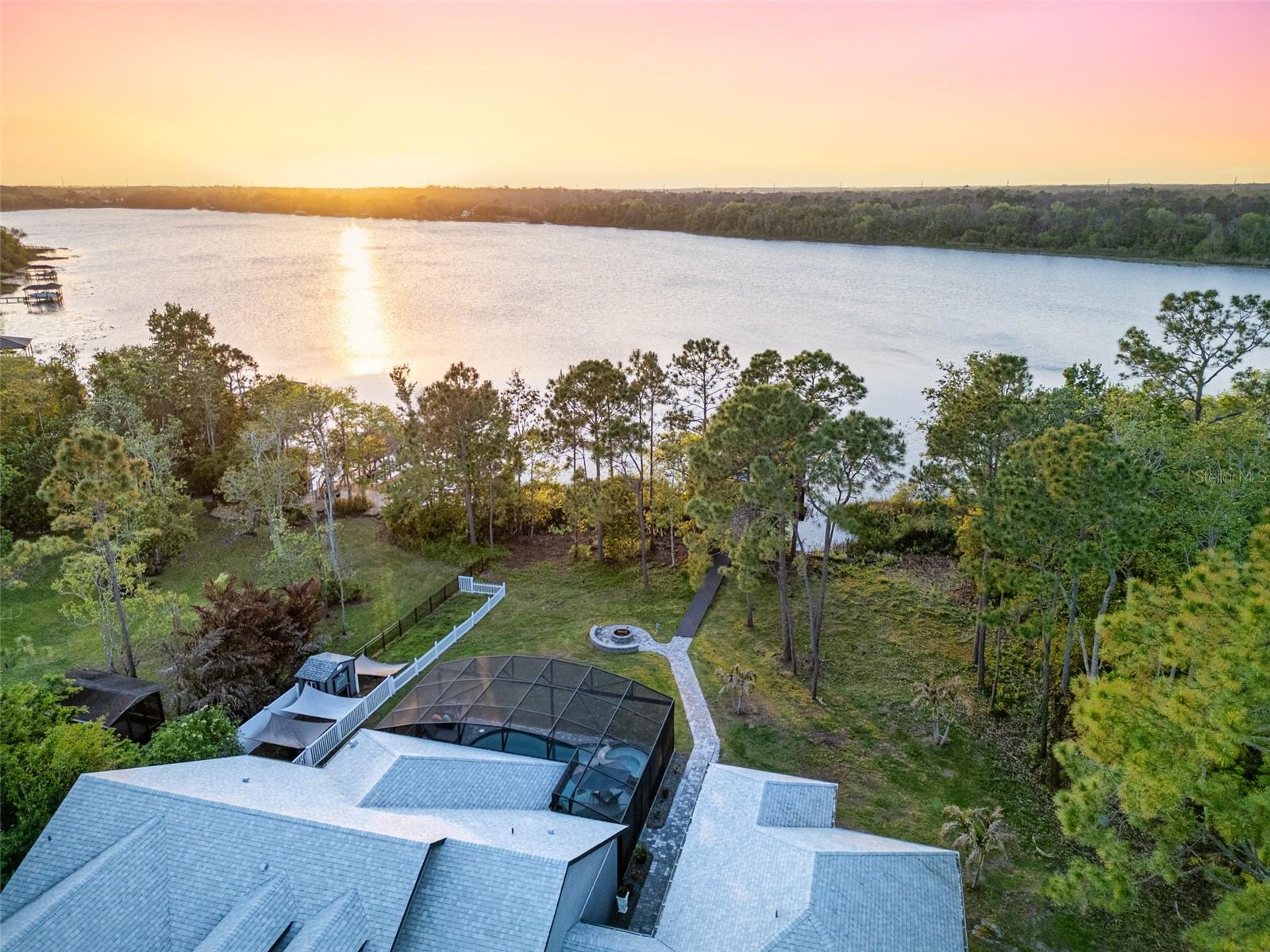 Image 5 of 100 For 6939 Big Bend Drive