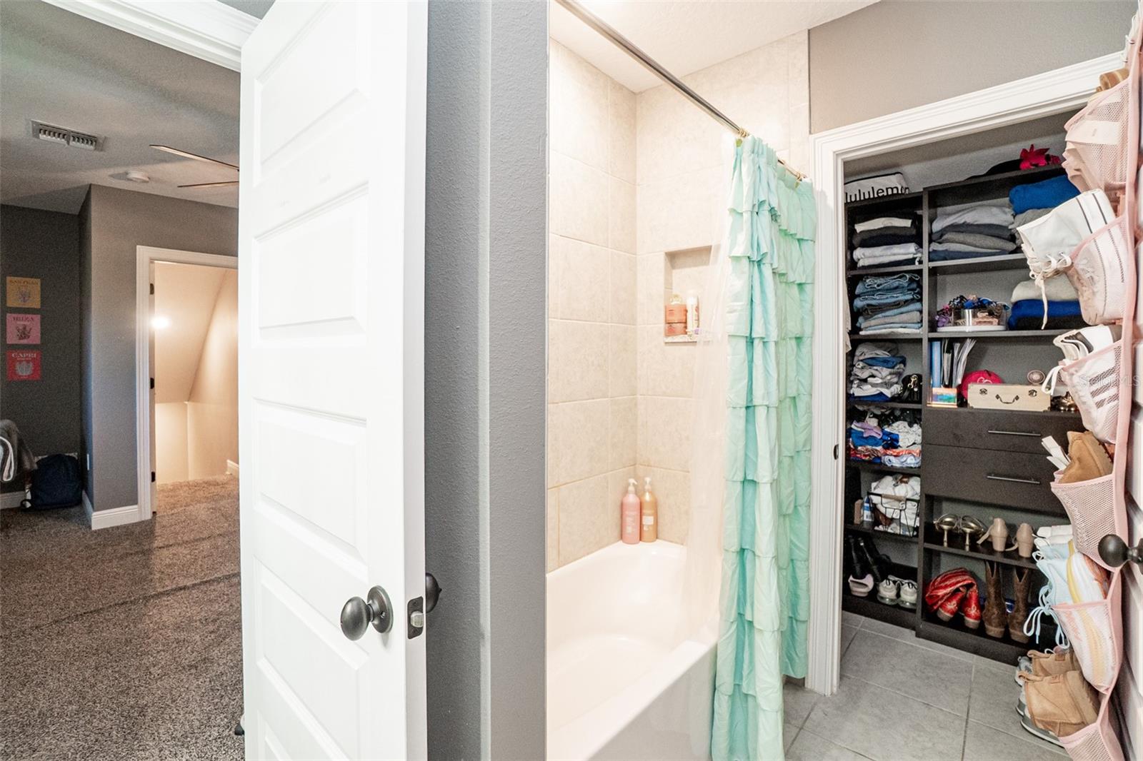 Image 52 of 100 For 6939 Big Bend Drive