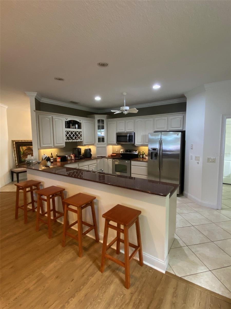 Image 4 of 14 For 4136 Willow Bay Drive