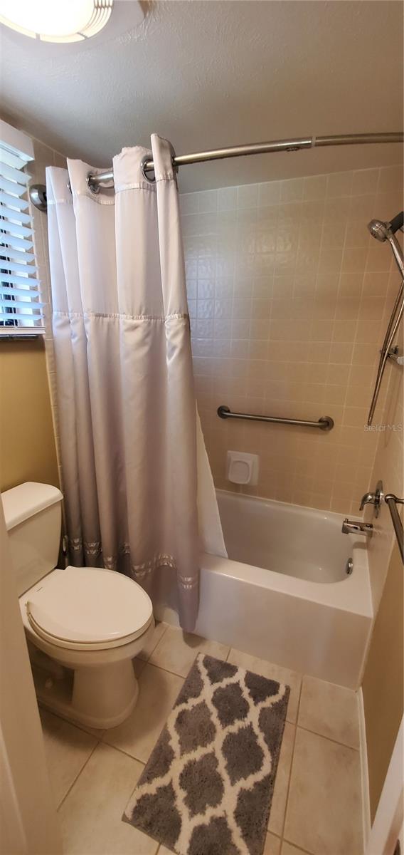 Image 12 of 22 For 6110 Country Club Way 201