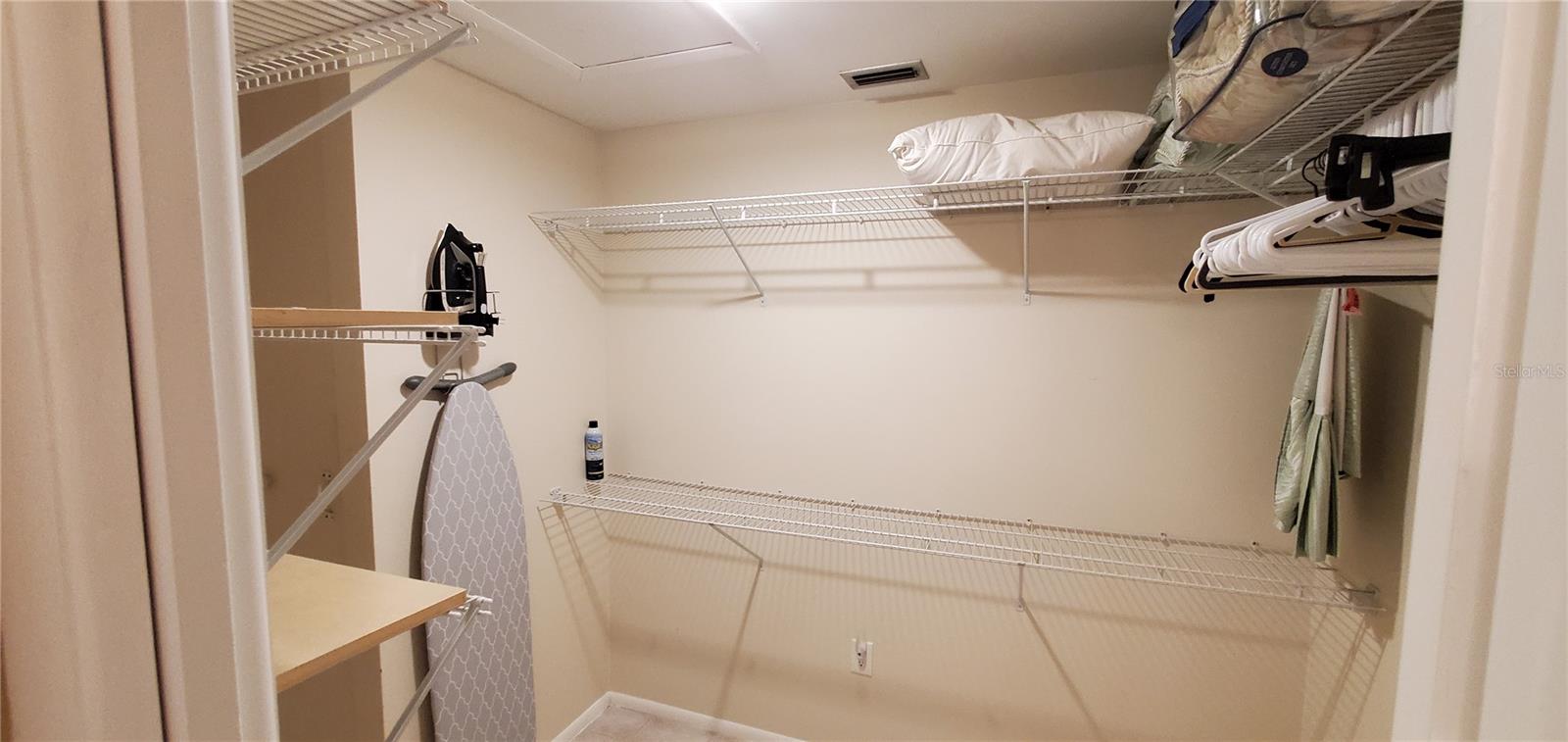 Image 13 of 22 For 6110 Country Club Way 201