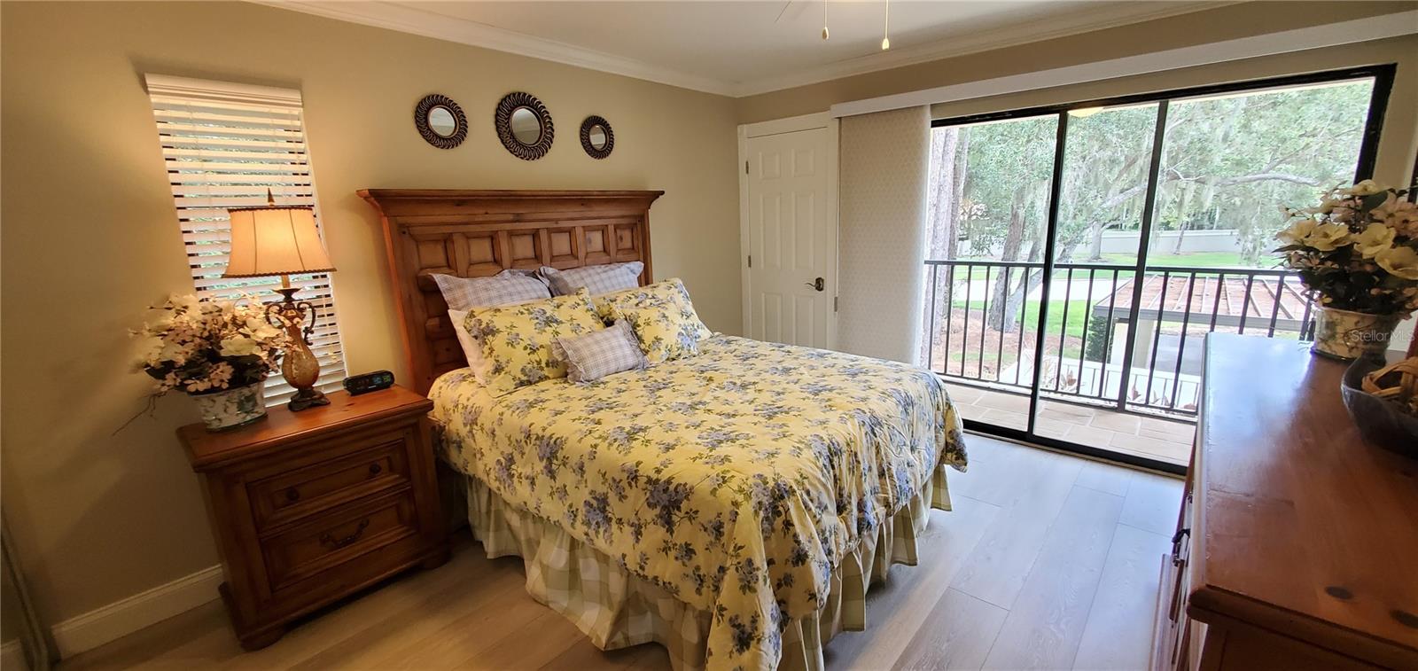 Image 14 of 22 For 6110 Country Club Way 201