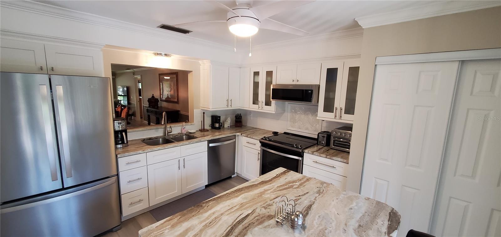 Image 2 of 22 For 6110 Country Club Way 201