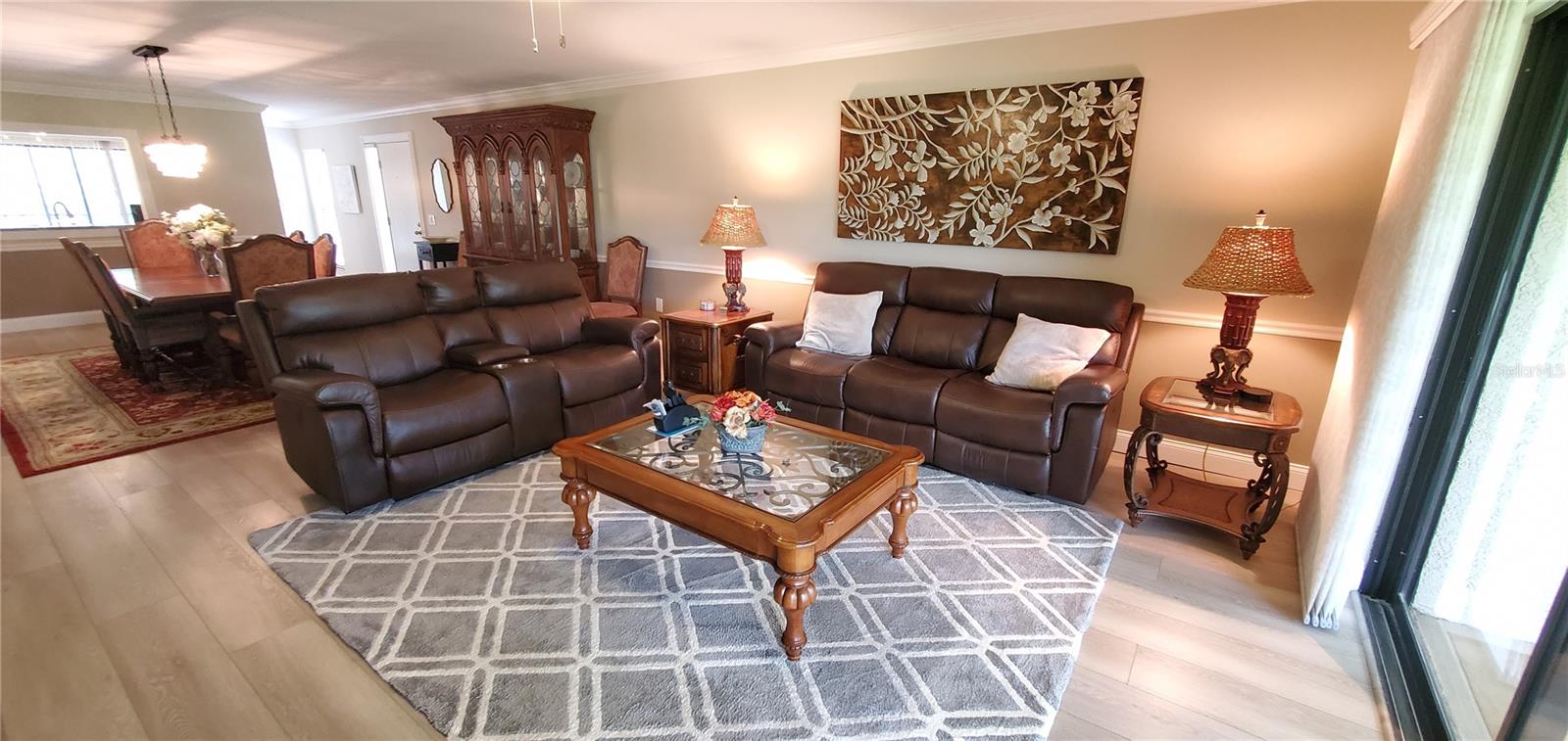 Image 4 of 22 For 6110 Country Club Way 201