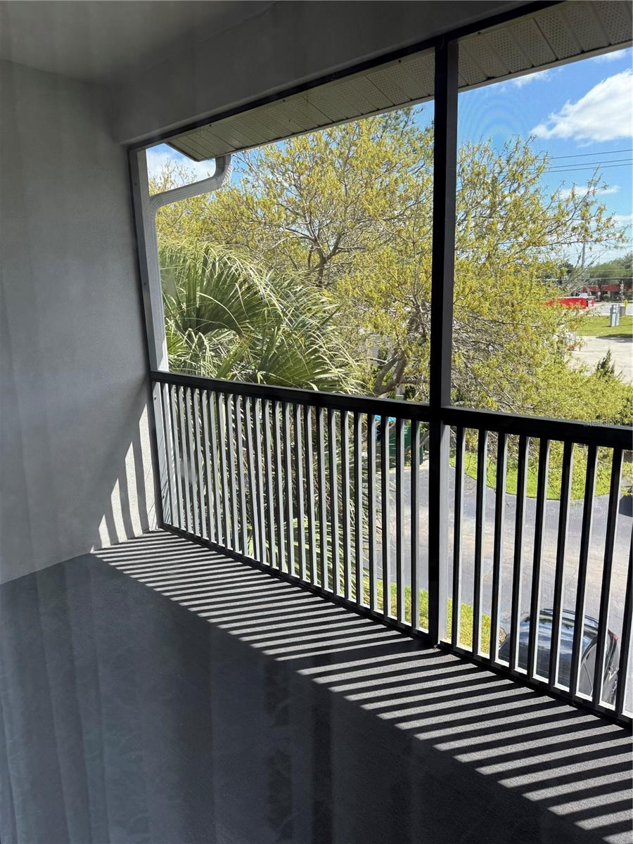 Image 8 of 17 For 1134 Pine Ridge Circle 1134