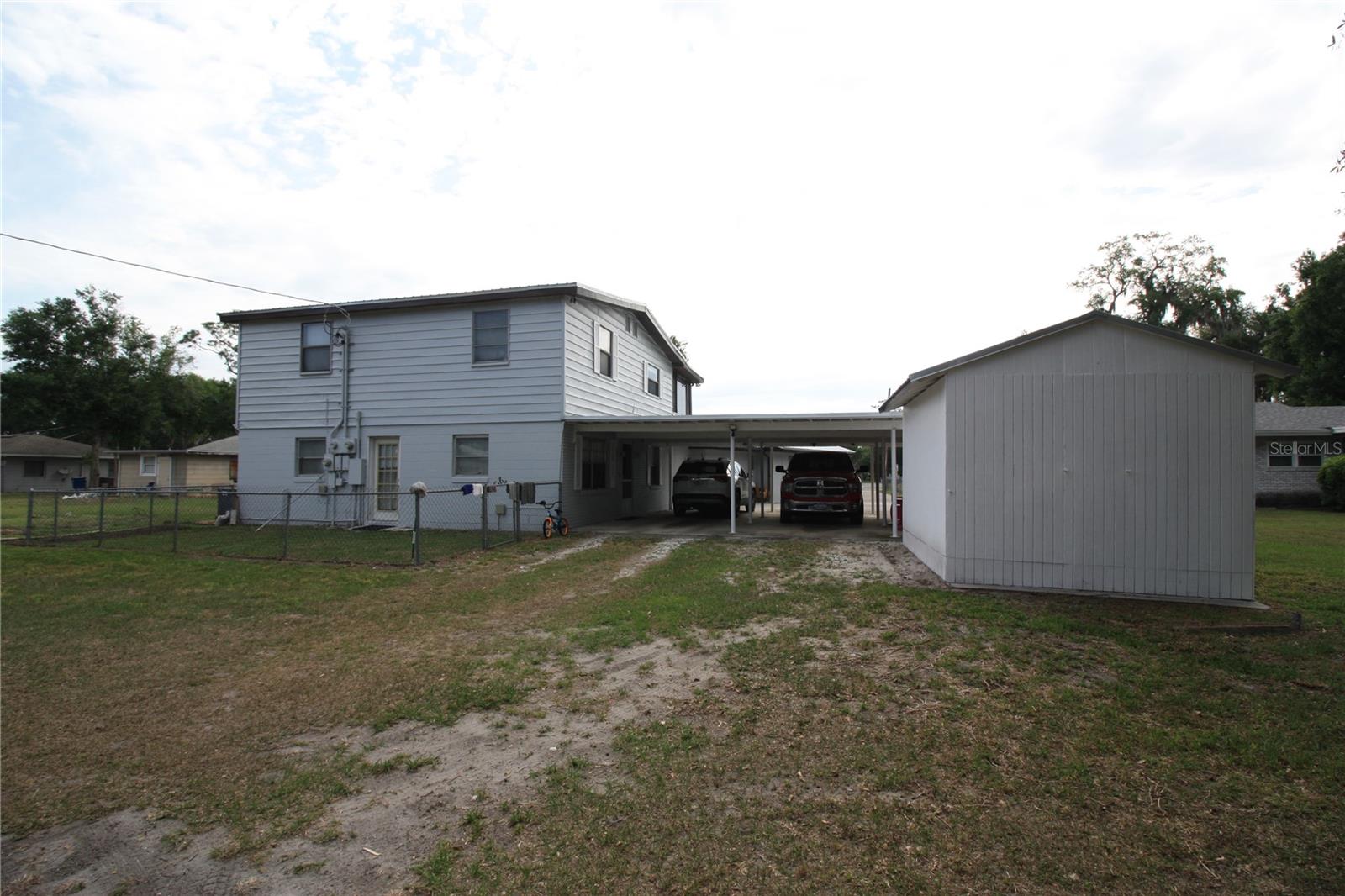 Listing photo id 12 for 521 20th Street Sw C