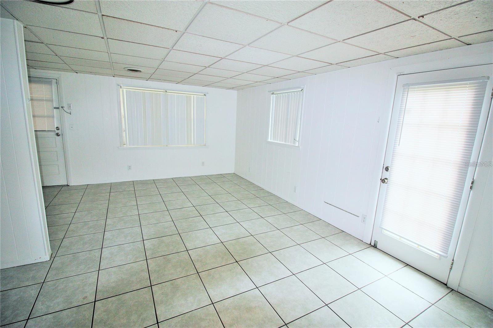 Image 5 of 13 For 521 20th Street Sw C