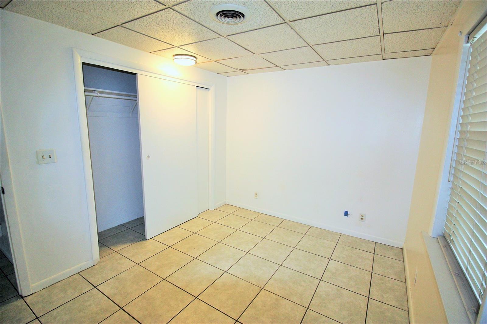 Image 9 of 13 For 521 20th Street Sw C