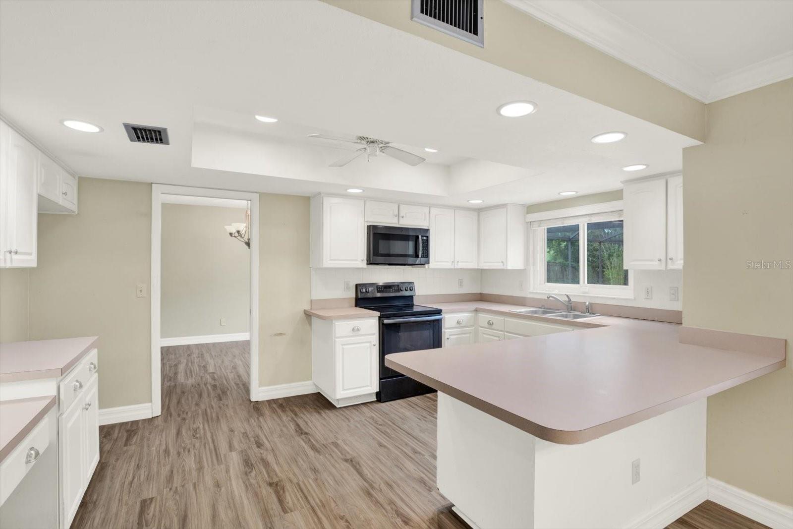 Image 5 of 24 For 12206 Snead Place