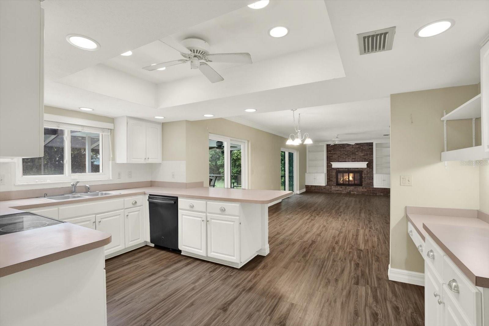 Image 7 of 24 For 12206 Snead Place