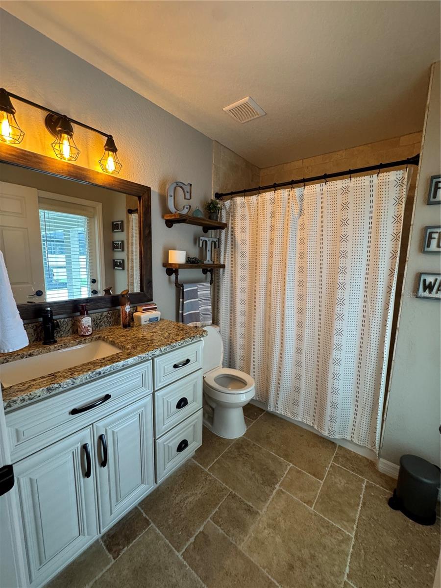 Image 28 of 51 For 1378 Lake Shore Boulevard