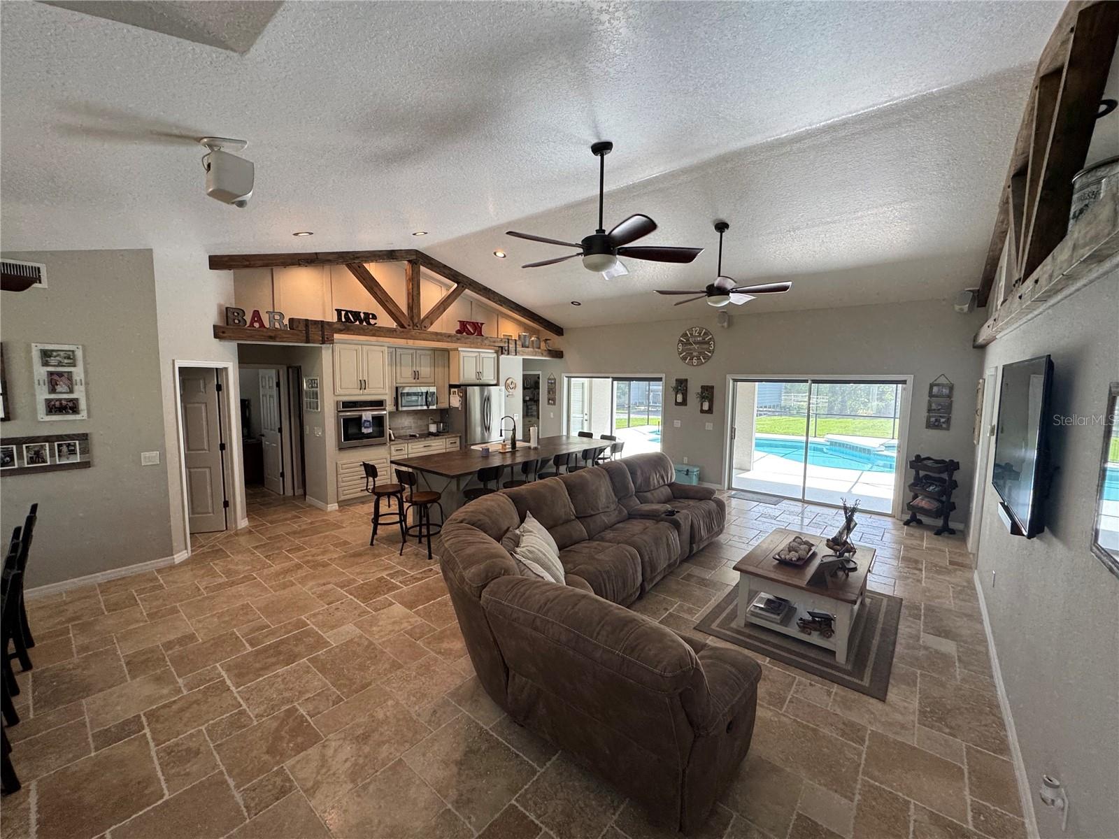 Image 3 of 51 For 1378 Lake Shore Boulevard