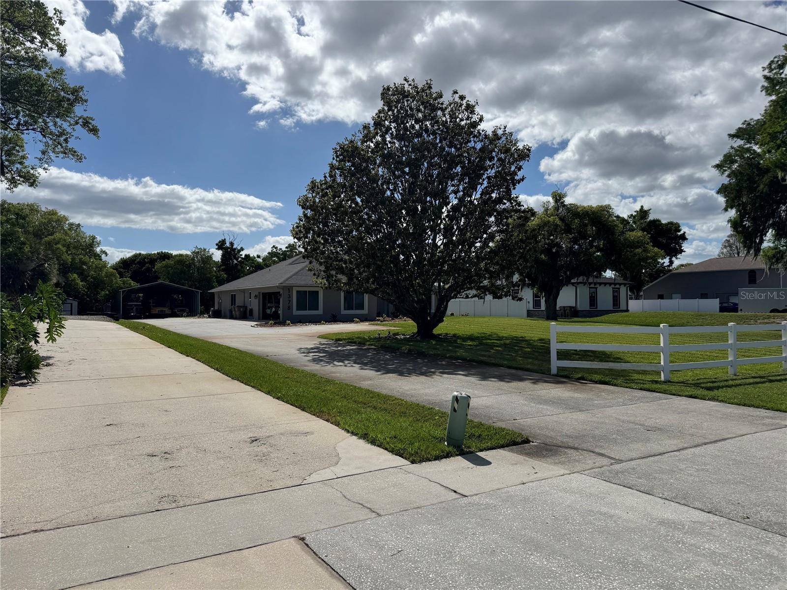 Image 32 of 51 For 1378 Lake Shore Boulevard