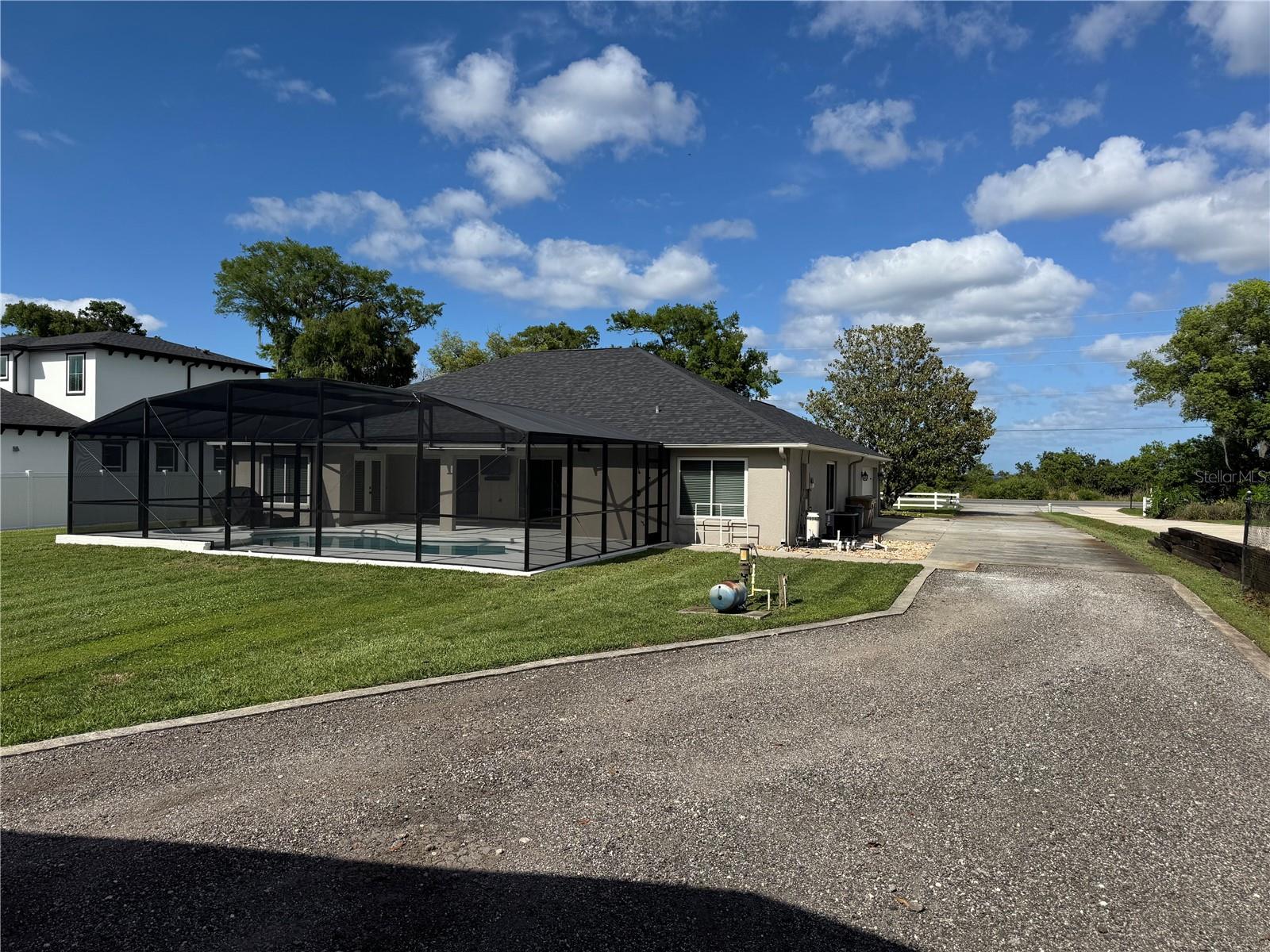 Image 38 of 51 For 1378 Lake Shore Boulevard