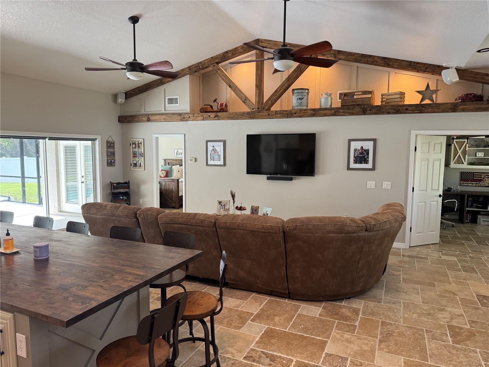 Image 7 of 51 For 1378 Lake Shore Boulevard