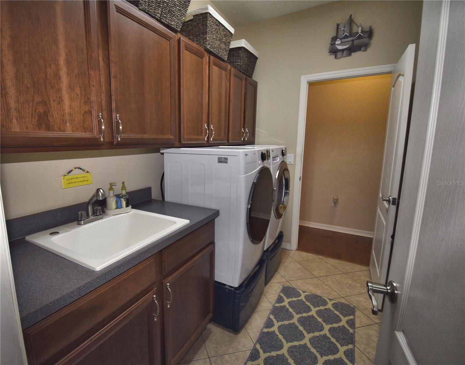 Image 19 of 42 For 15304 Bellamy Road