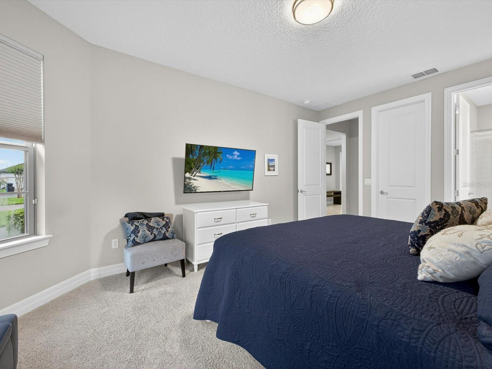 Image 27 of 38 For 11708 Meadow Grove Circle