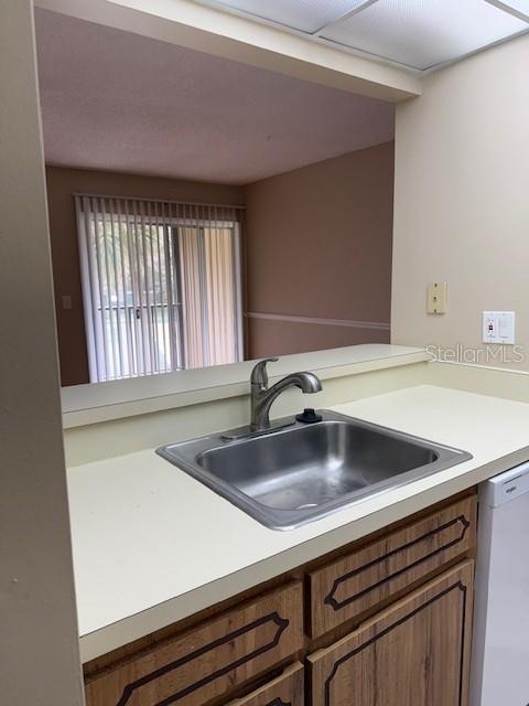 Image 5 of 22 For 130 Jasmine Woods Court 9d