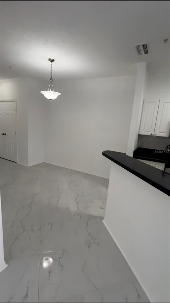 Image 11 of 25 For 18001 Richmond Place Drive 227