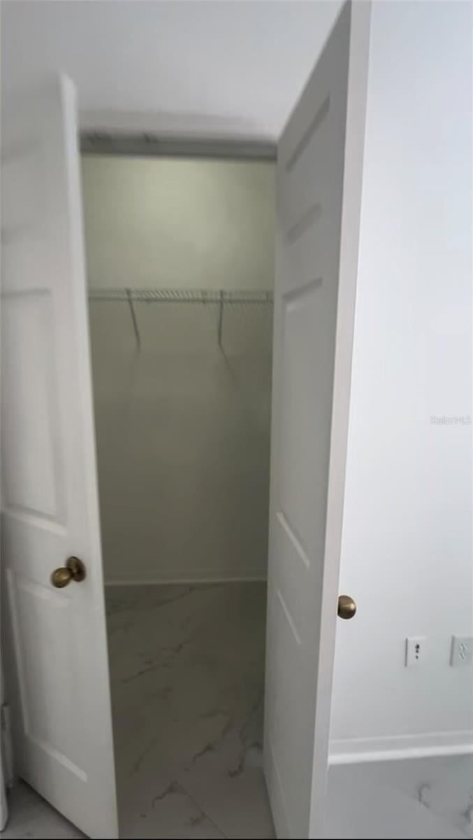 Image 16 of 25 For 18001 Richmond Place Drive 227