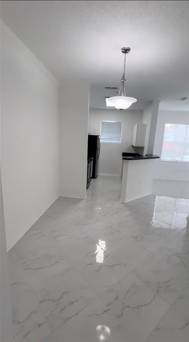 Image 3 of 25 For 18001 Richmond Place Drive 227