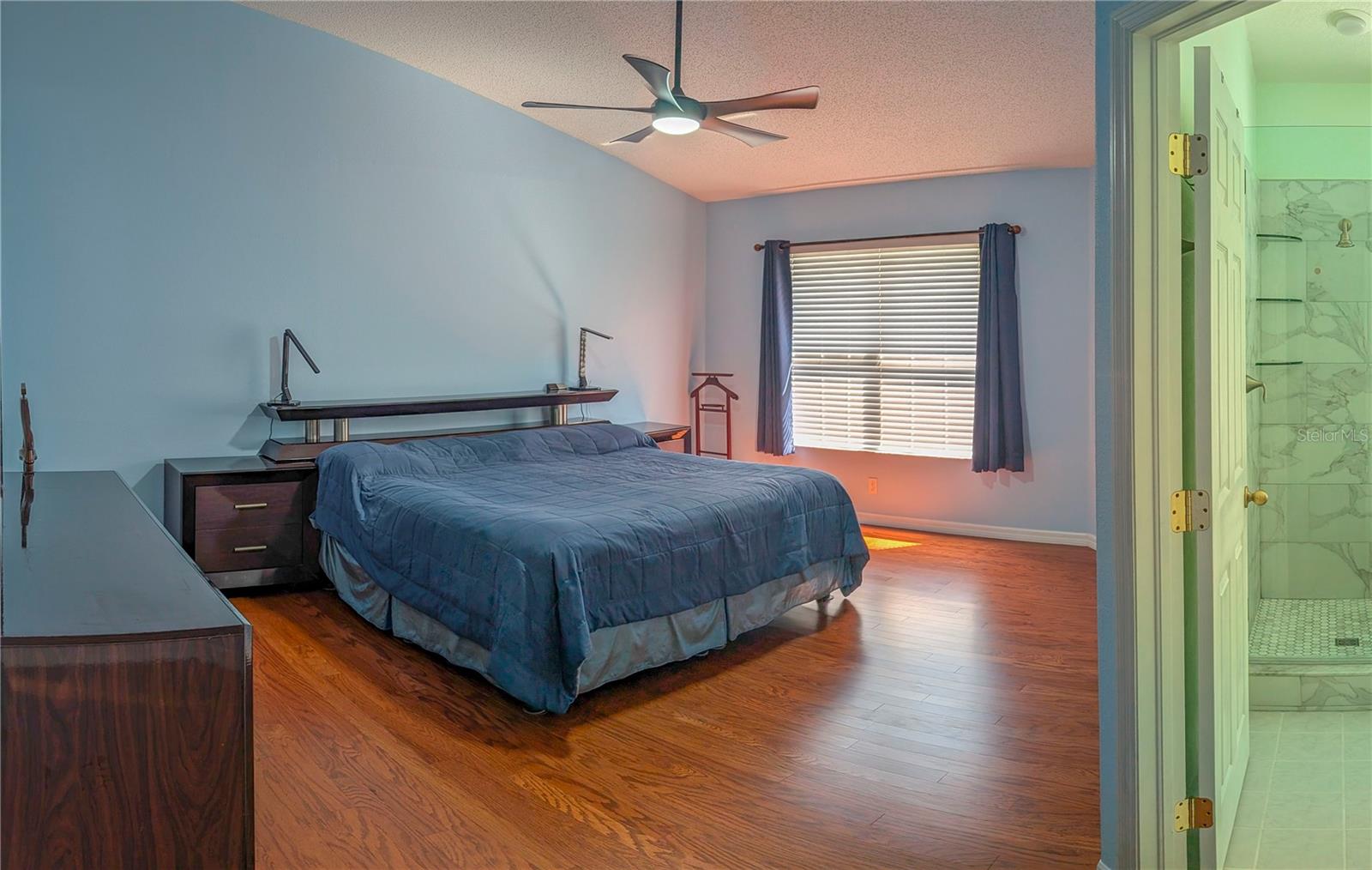 Image 28 of 41 For 2983 Covewood Place