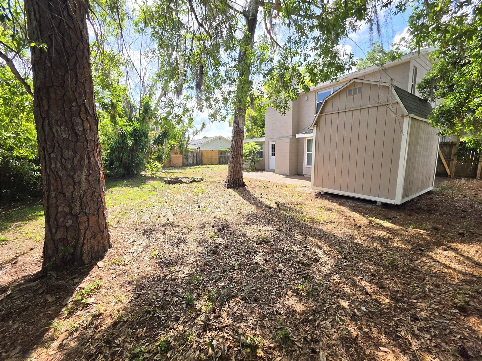 Image 20 of 29 For 3853 Stratfield Drive