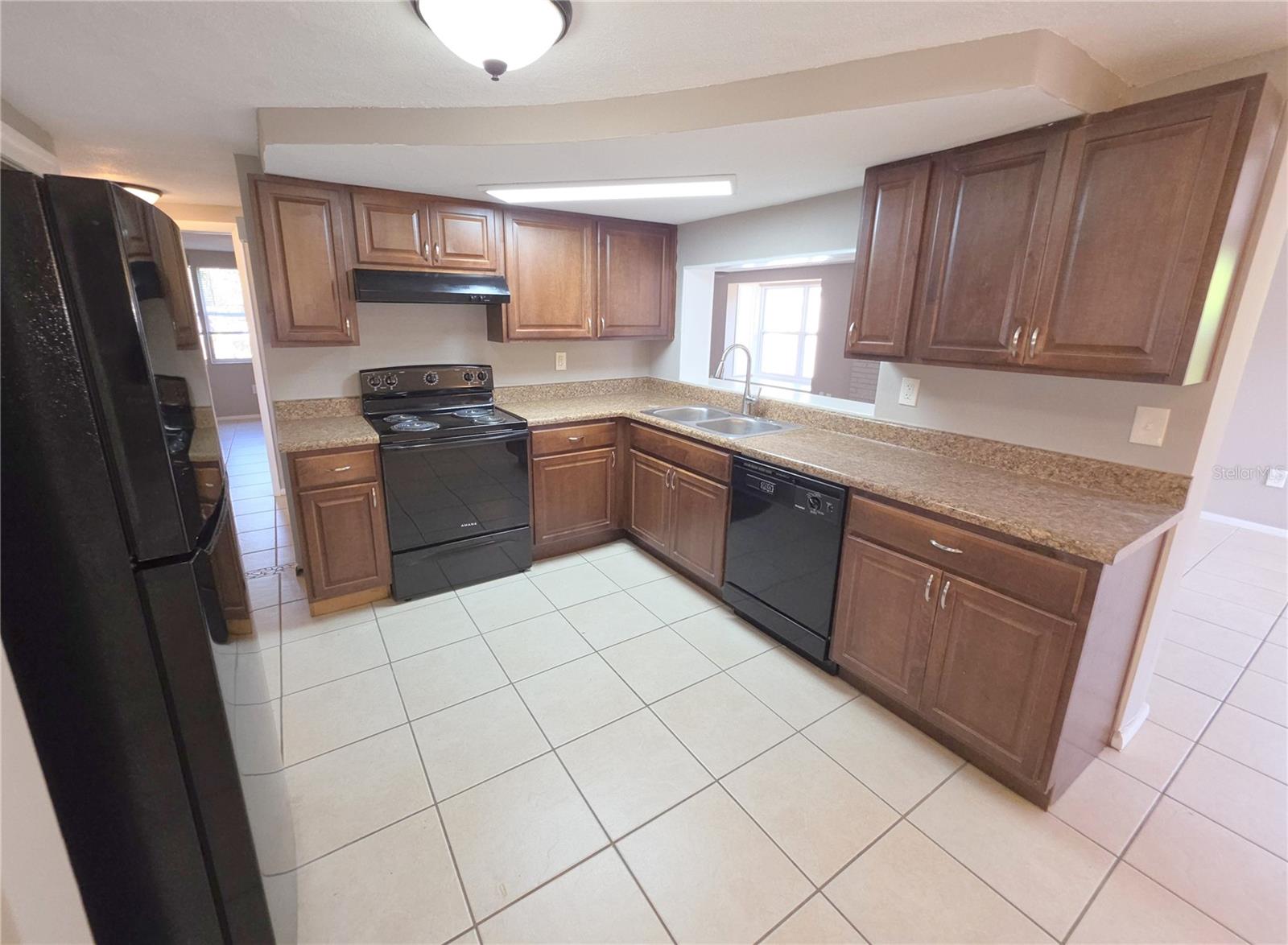 Image 3 of 29 For 3853 Stratfield Drive