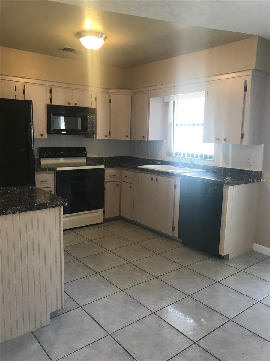 Image 6 of 15 For 1601 Alabama Avenue