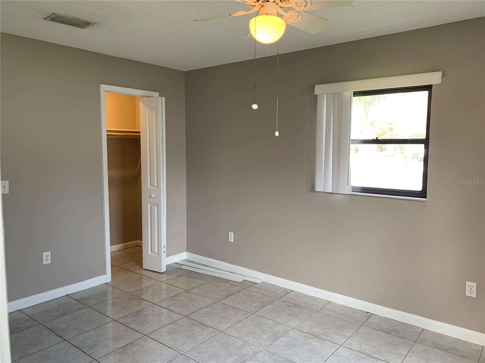 Image 9 of 15 For 1601 Alabama Avenue