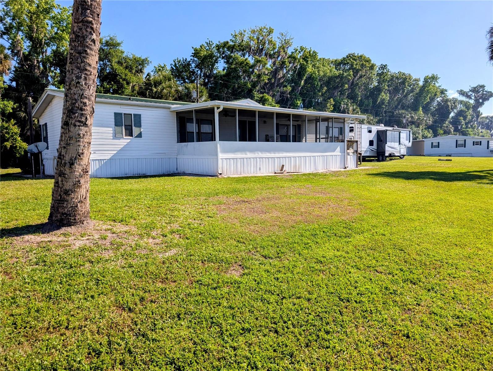 Image 15 of 17 For 25836 Manhattan Lane