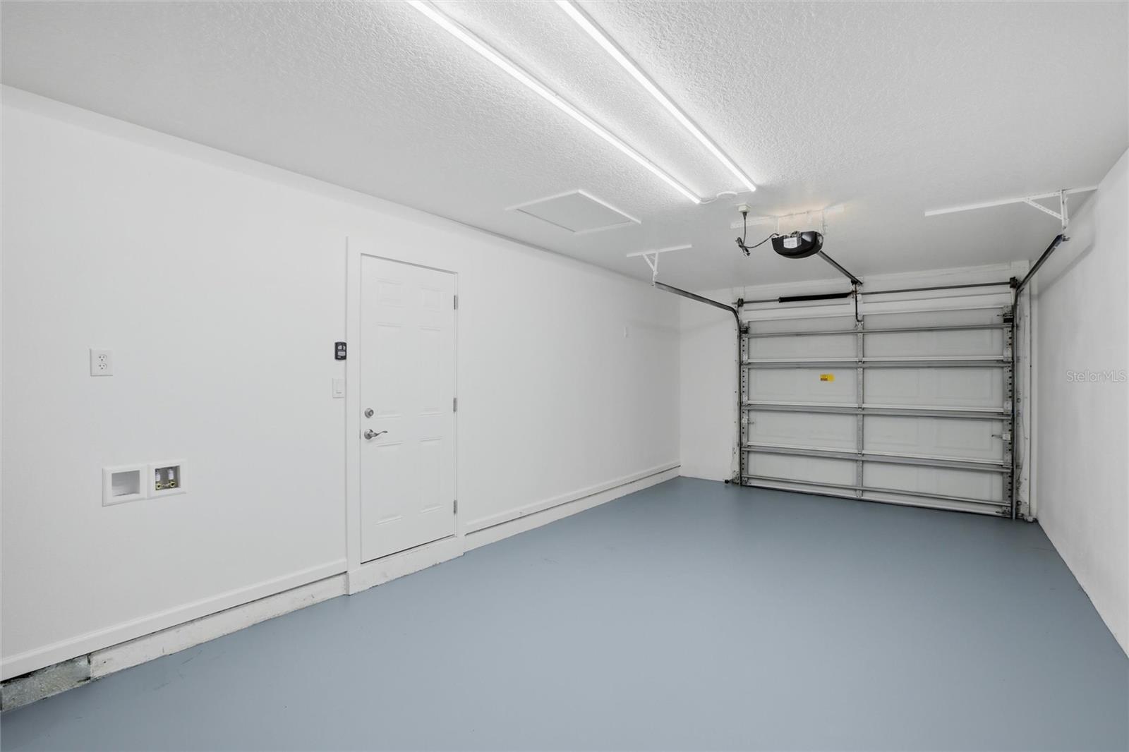 Image 37 of 39 For 3106 Oxford Drive W