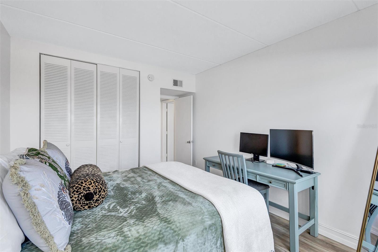 Image 14 of 23 For 3806 Gulf Of Mexico Drive C310