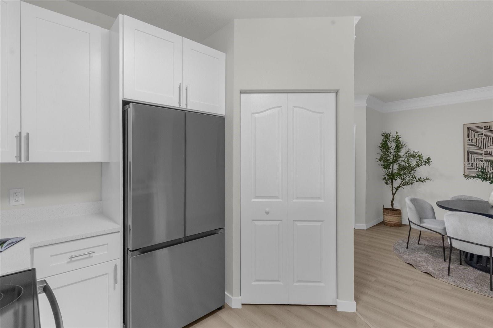 Image 11 of 27 For 4207 Dale Mabry Highway 1210