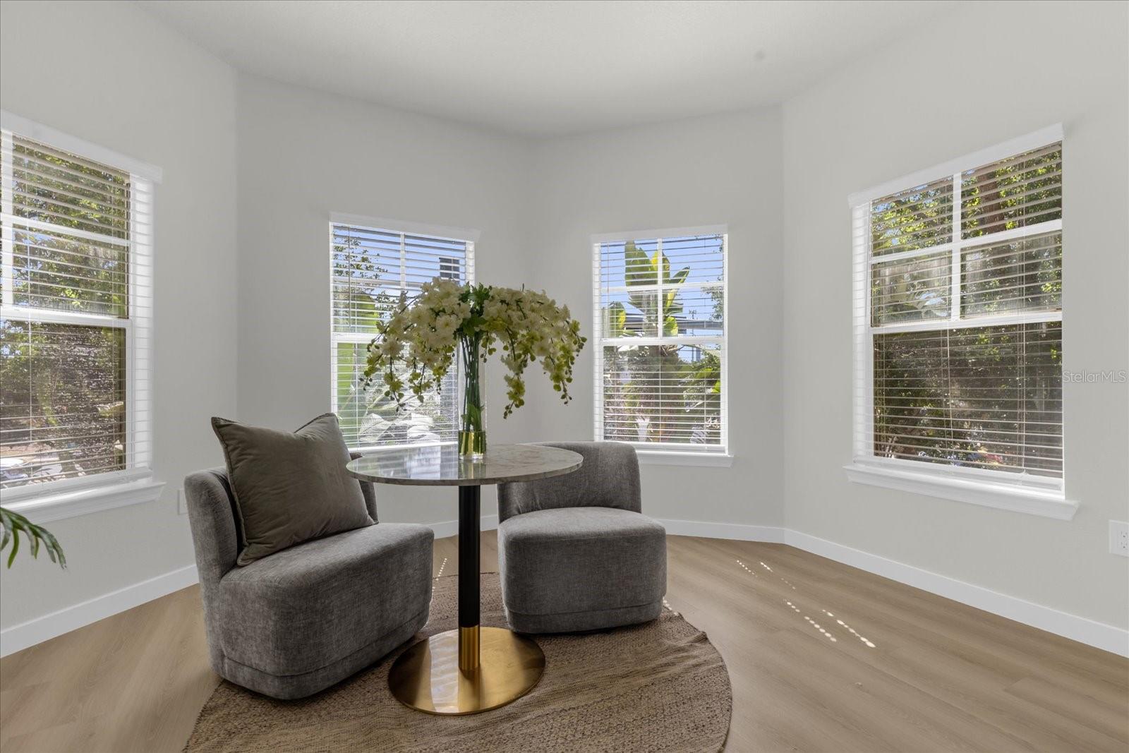 Image 13 of 27 For 4207 Dale Mabry Highway 1210