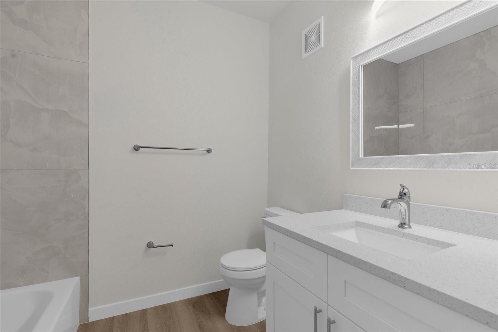 Image 25 of 27 For 4207 Dale Mabry Highway 1210