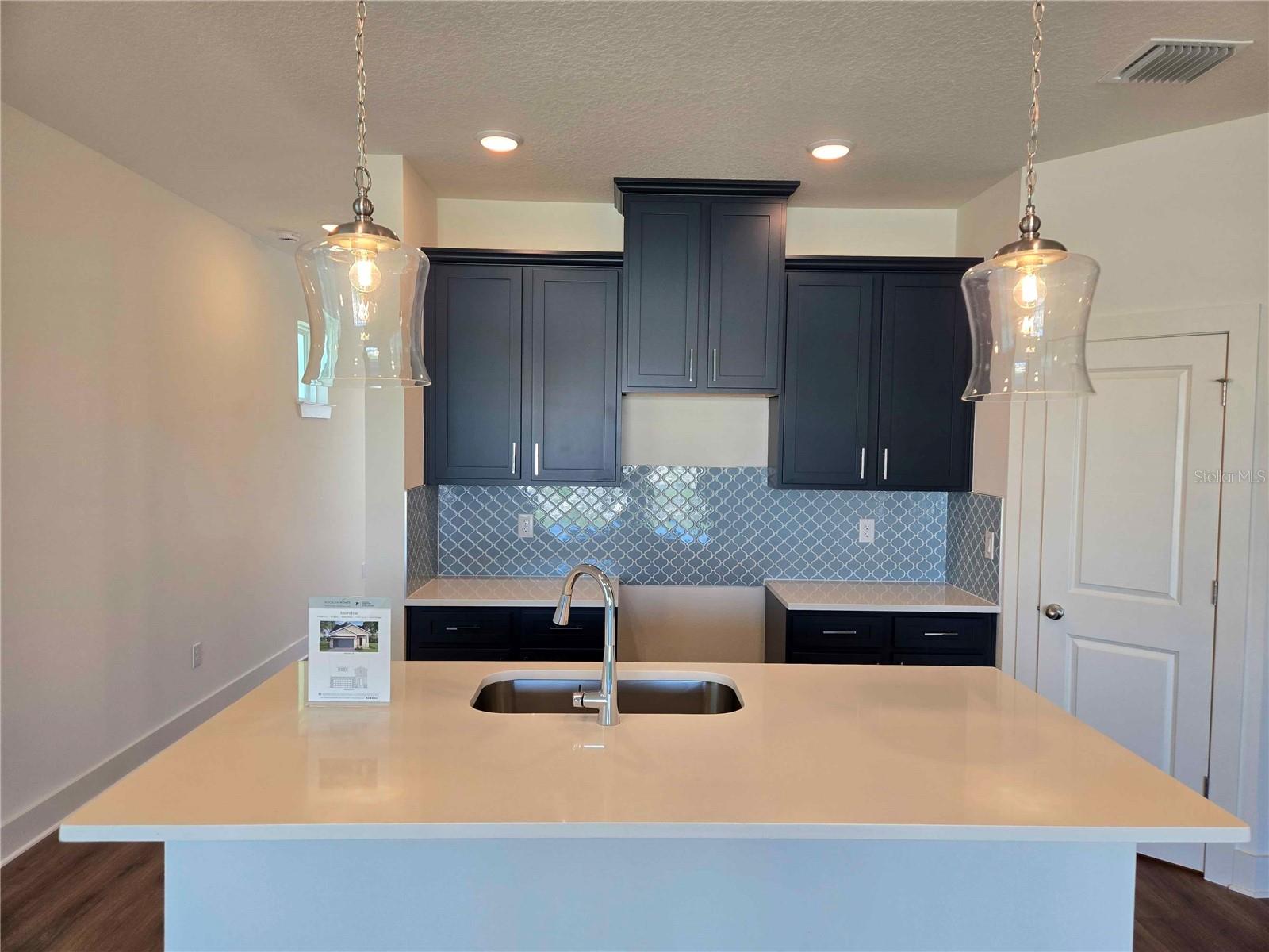 Image 3 of 15 For 3819 Daybreak Run Loop