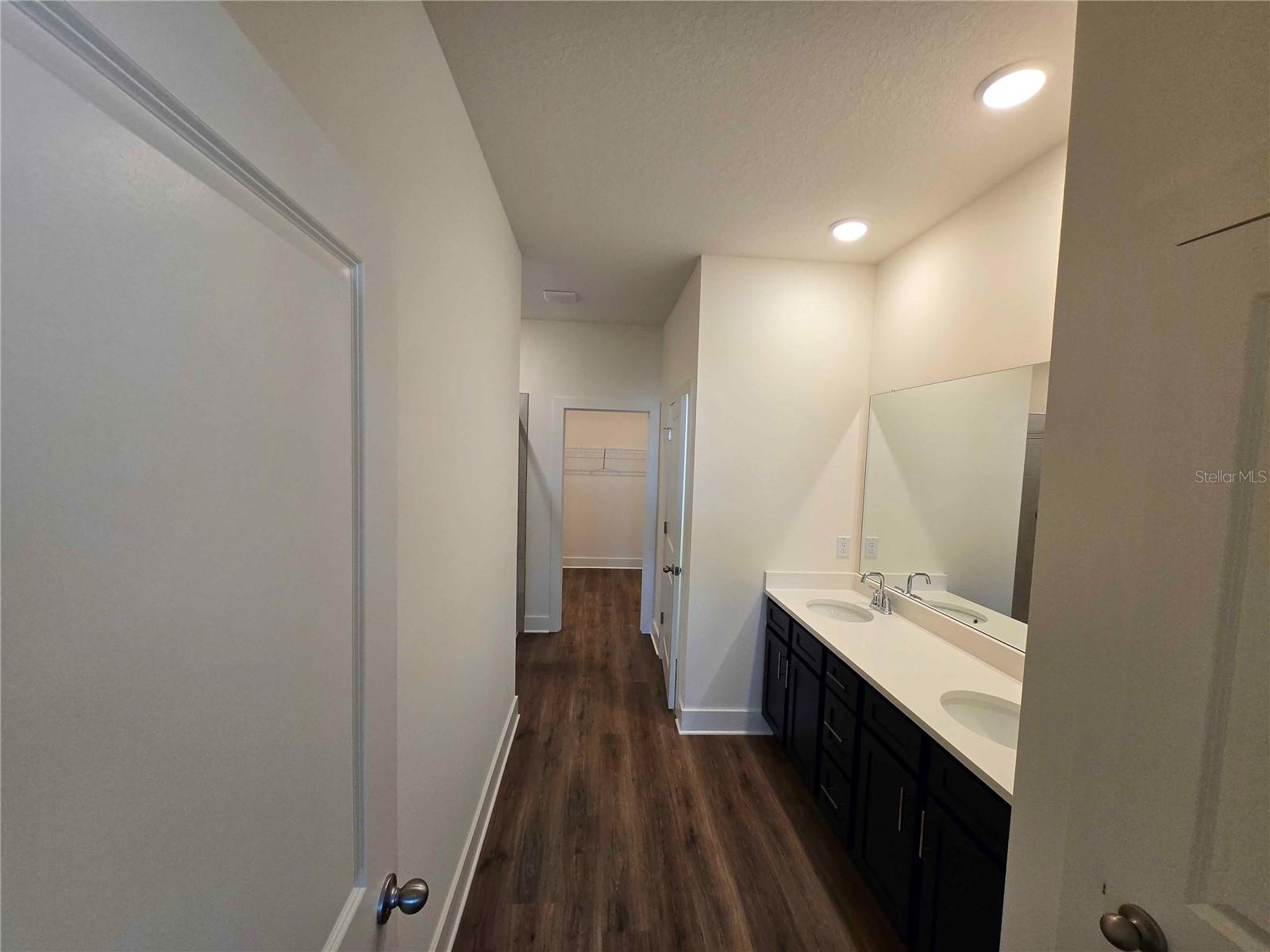 Image 8 of 15 For 3819 Daybreak Run Loop