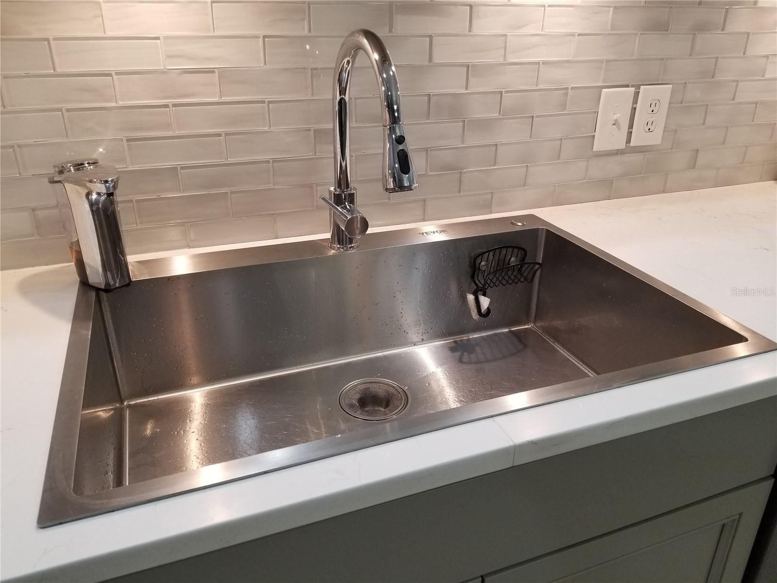 Image 20 of 100 For 1720 Fossil Drive