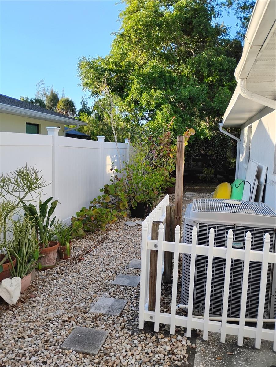 Image 93 of 100 For 1720 Fossil Drive