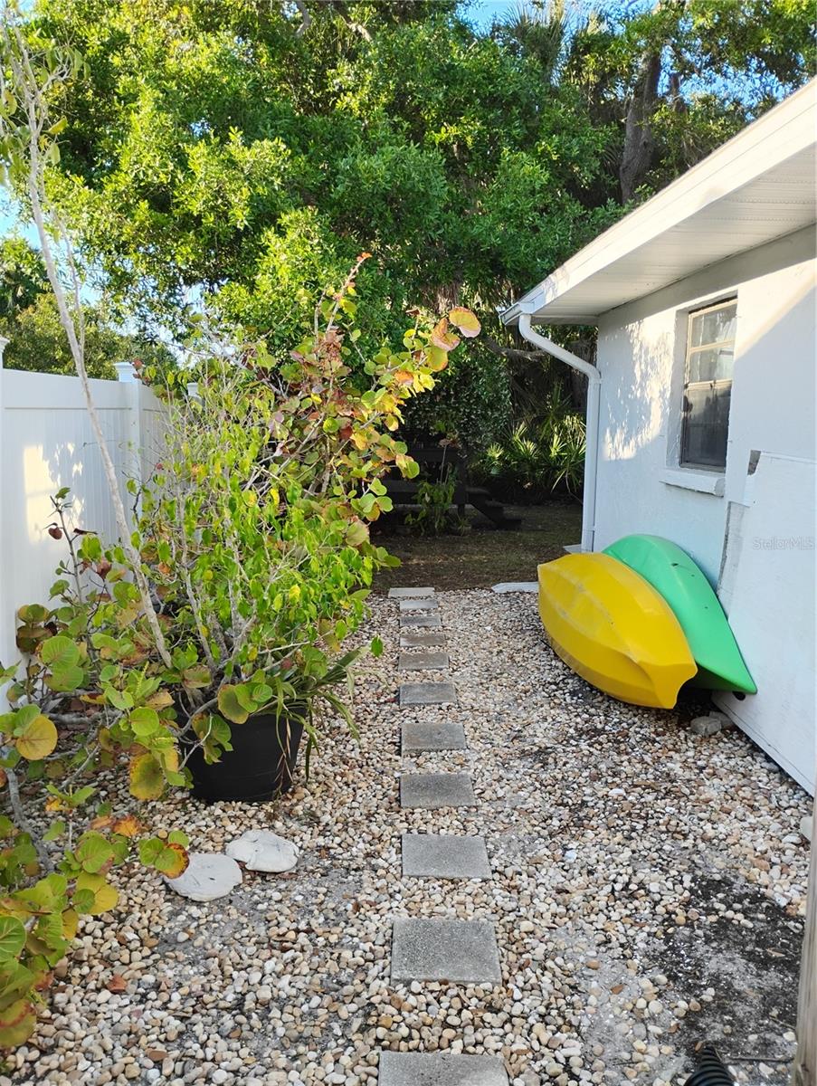 Image 94 of 100 For 1720 Fossil Drive