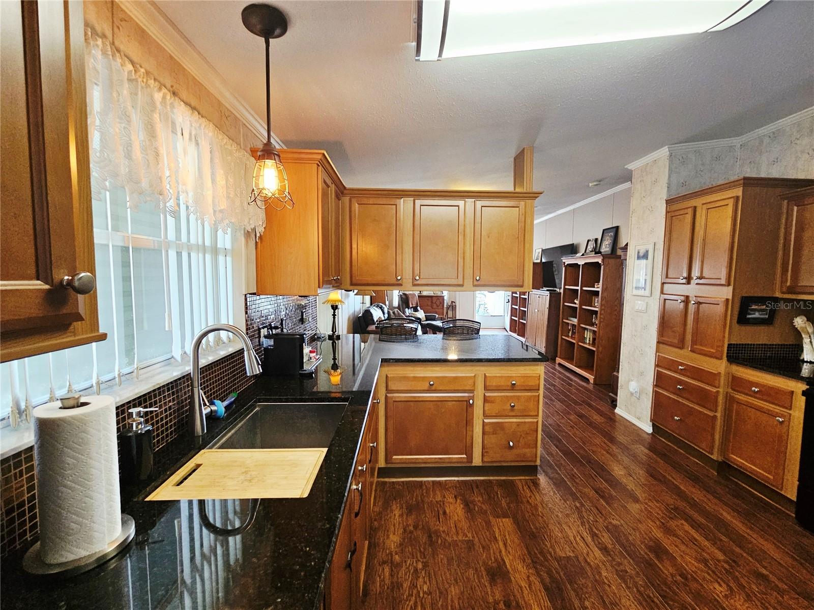 Image 8 of 30 For 2352 Peavine Circle 1016